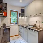 Viel Platz Und Ruhe Fuer 4 Am Valentins-park Appartement *
