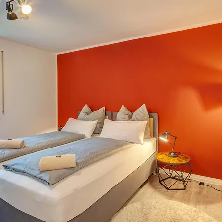 Viel Platz Und Ruhe Fuer 4 Am Valentins-park Apartment Unterschleissheim